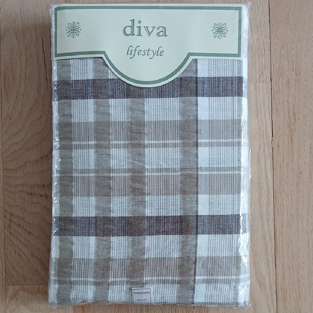 Tan Plaid Tablecloth 100% Cotton 60" x 102" Diva Lifestyle NIP